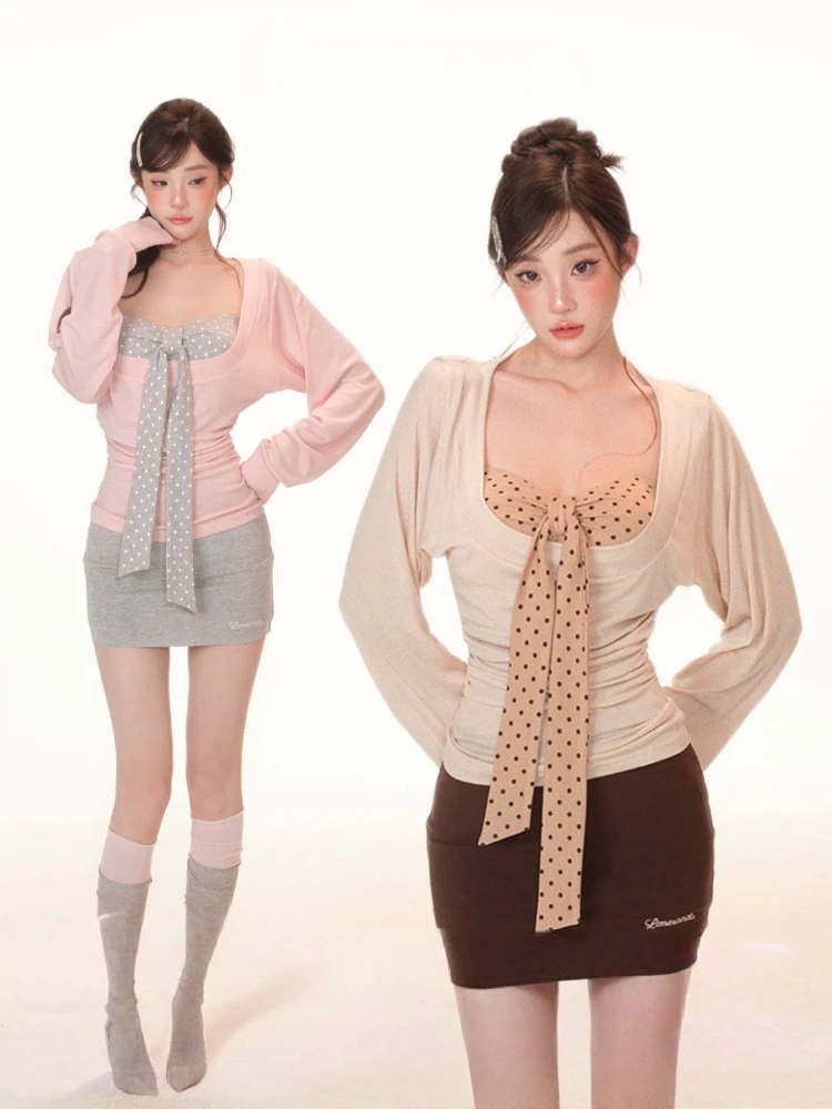 طقم من قطعتين بتصميم Y2K: بلوز - مراجعة Embroidery وسعره